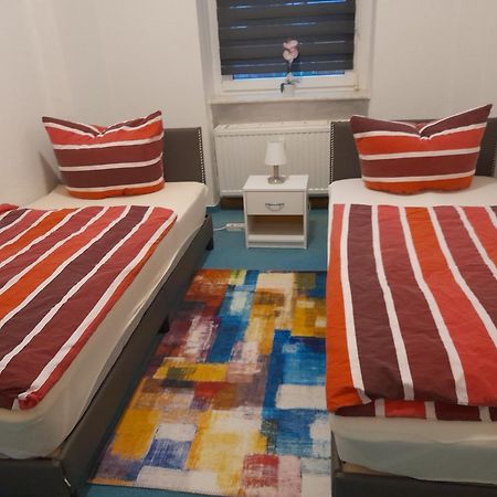 70 Qm Ferienwohnung Mit 2 Schlafzimmern Цвікау Екстер'єр фото